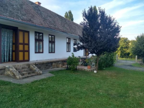 Akác Ház